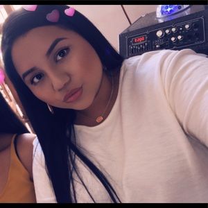 Meet your Posher, Esmeralda